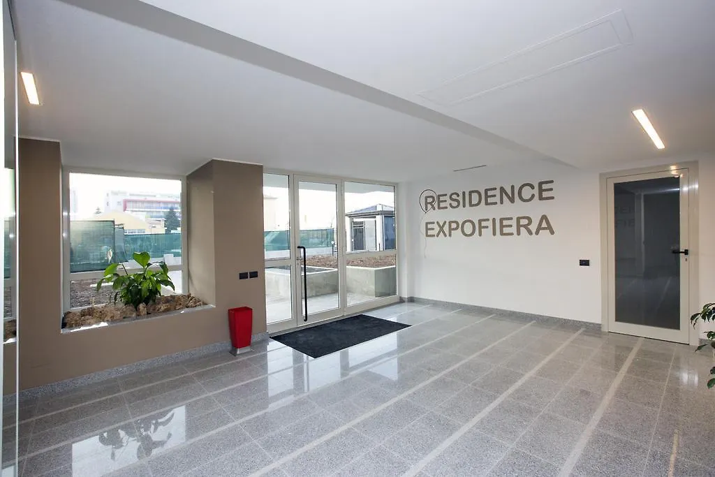 Ξενοδοχείο με διαμερίσματα Residence Expofiera Pero